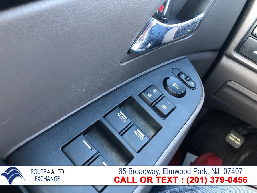 Used Honda Odyssey 5dr EX-L w/Navi 2016 | Route 4 Auto Exchange. Elmwood Park, New Jersey Used Honda Odyssey 5dr EX-L w/Navi 2016 | Route 4 Auto Exchange. Elmwood Park, New Jersey