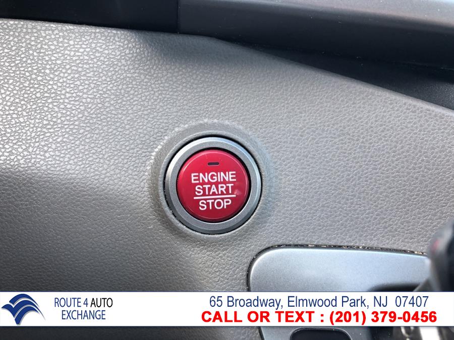 Used Honda Odyssey 5dr EX-L w/Navi 2016 | Route 4 Auto Exchange. Elmwood Park, New Jersey Used Honda Odyssey 5dr EX-L w/Navi 2016 | Route 4 Auto Exchange. Elmwood Park, New Jersey