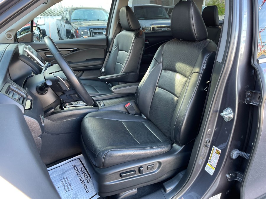 2016 Honda Pilot 4WD 4dr Elite w/RES & Navi, available for sale in Paterson, New Jersey | DZ Automall. Paterson, New Jersey 2016 Honda Pilot 4WD 4dr Elite w/RES & Navi, available for sale in Paterson, New Jersey | DZ Automall. Paterson, New Jersey