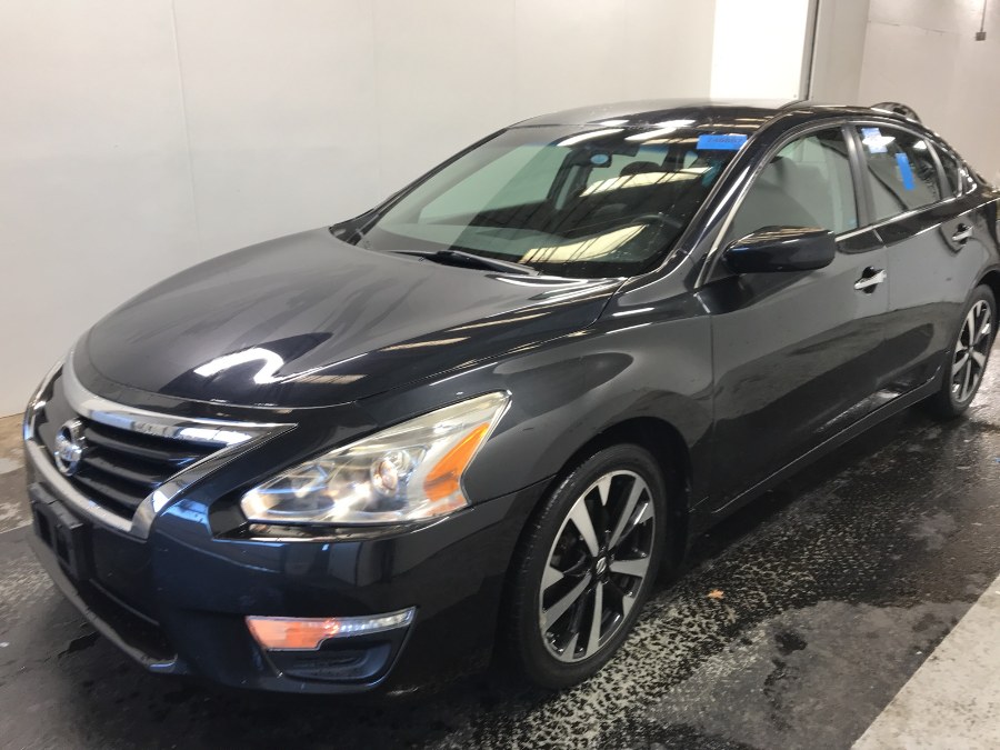 Used Nissan Altima 4dr Sdn I4 2.5 SL 2014 | Car Valley Group. Jersey City, New Jersey Used Nissan Altima 4dr Sdn I4 2.5 SL 2014 | Car Valley Group. Jersey City, New Jersey