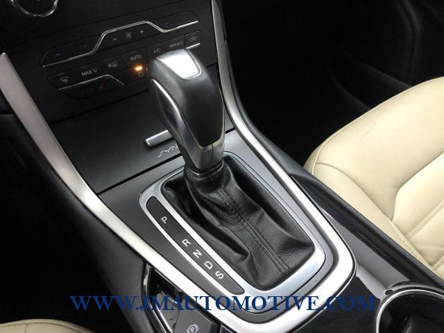 2015 Ford Edge 4dr SEL AWD, available for sale in Naugatuck, Connecticut | J&M Automotive Sls&Svc LLC. Naugatuck, Connecticut 2015 Ford Edge 4dr SEL AWD, available for sale in Naugatuck, Connecticut | J&M Automotive Sls&Svc LLC. Naugatuck, Connecticut