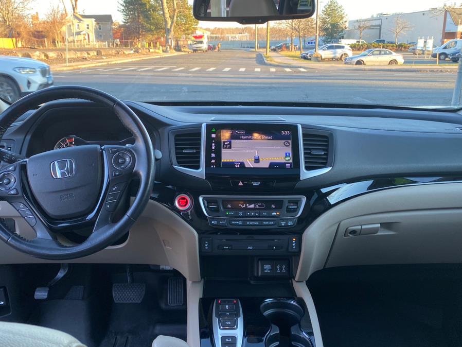 Used Honda Pilot AWD 4dr Touring w/RES & Navi 2016 | VEB Auto Sales. Hartford, Connecticut Used Honda Pilot AWD 4dr Touring w/RES & Navi 2016 | VEB Auto Sales. Hartford, Connecticut