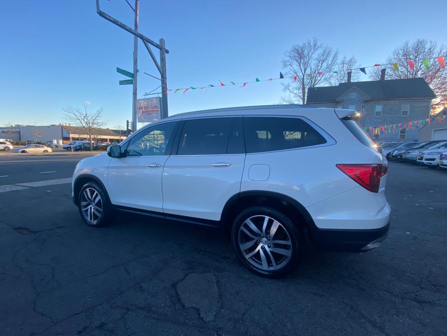 Used Honda Pilot AWD 4dr Touring w/RES & Navi 2016 | VEB Auto Sales. Hartford, Connecticut Used Honda Pilot AWD 4dr Touring w/RES & Navi 2016 | VEB Auto Sales. Hartford, Connecticut