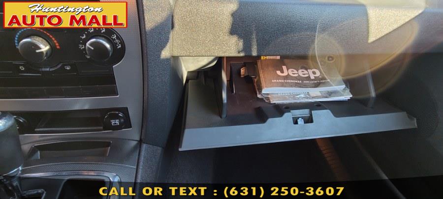 Used Jeep Grand Cherokee 4WD 4dr Laredo 2009 | Huntington Auto Mall. Huntington Station, New York Used Jeep Grand Cherokee 4WD 4dr Laredo 2009 | Huntington Auto Mall. Huntington Station, New York