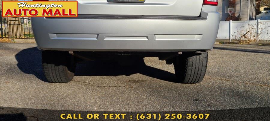 Used Jeep Grand Cherokee 4WD 4dr Laredo 2009 | Huntington Auto Mall. Huntington Station, New York Used Jeep Grand Cherokee 4WD 4dr Laredo 2009 | Huntington Auto Mall. Huntington Station, New York