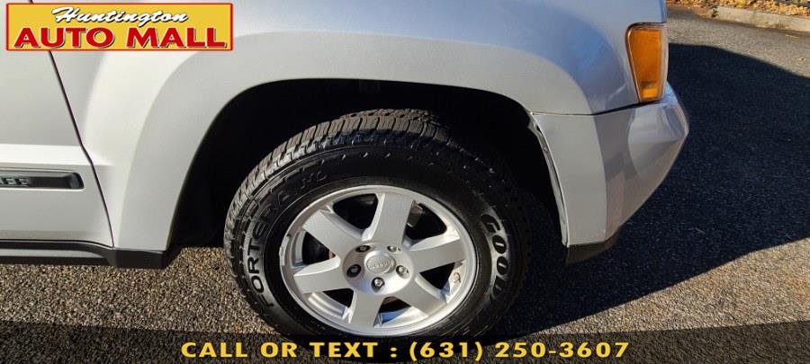 Used Jeep Grand Cherokee 4WD 4dr Laredo 2009 | Huntington Auto Mall. Huntington Station, New York Used Jeep Grand Cherokee 4WD 4dr Laredo 2009 | Huntington Auto Mall. Huntington Station, New York