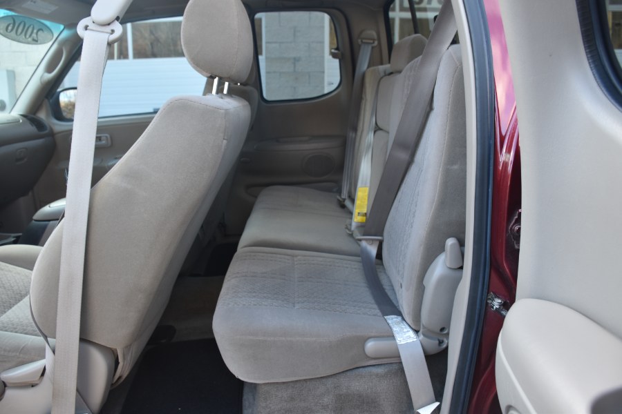 Used Toyota Tundra AccessCab V8 SR5 4WD 2006 | Highline Car Connection. Waterbury, Connecticut Used Toyota Tundra AccessCab V8 SR5 4WD 2006 | Highline Car Connection. Waterbury, Connecticut