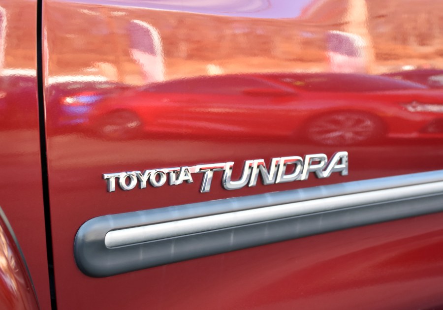 Used Toyota Tundra AccessCab V8 SR5 4WD 2006 | Highline Car Connection. Waterbury, Connecticut Used Toyota Tundra AccessCab V8 SR5 4WD 2006 | Highline Car Connection. Waterbury, Connecticut