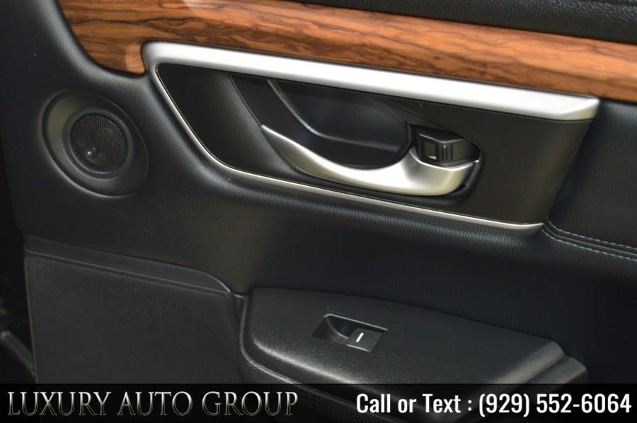 Used Honda CR-V EX-L 2WD w/Navi 2017 | Luxury Auto Group. Bronx, New York Used Honda CR-V EX-L 2WD w/Navi 2017 | Luxury Auto Group. Bronx, New York