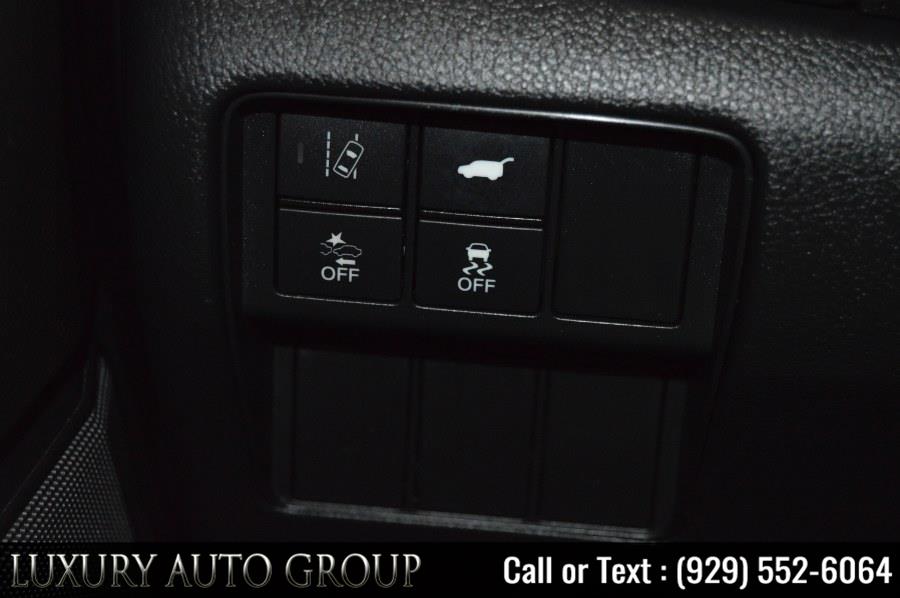 Used Honda CR-V EX-L 2WD w/Navi 2017 | Luxury Auto Group. Bronx, New York Used Honda CR-V EX-L 2WD w/Navi 2017 | Luxury Auto Group. Bronx, New York