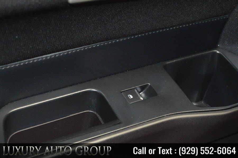 2020 Ford Explorer XLT 4WD, available for sale in Bronx, New York | Luxury Auto Group. Bronx, New York 2020 Ford Explorer XLT 4WD, available for sale in Bronx, New York | Luxury Auto Group. Bronx, New York