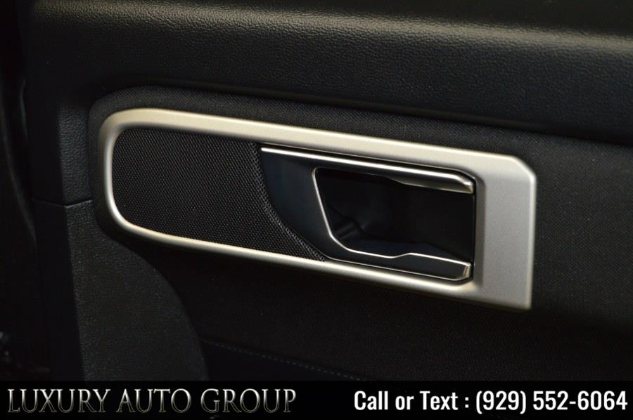 2020 Ford Explorer XLT 4WD, available for sale in Bronx, New York | Luxury Auto Group. Bronx, New York 2020 Ford Explorer XLT 4WD, available for sale in Bronx, New York | Luxury Auto Group. Bronx, New York