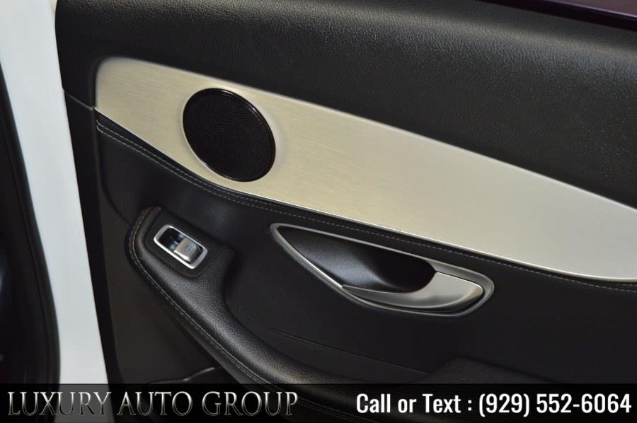 Used Mercedes-Benz C-Class 4dr Sdn C 300 Luxury 4MATIC 2016 | Luxury Auto Group. Bronx, New York Used Mercedes-Benz C-Class 4dr Sdn C 300 Luxury 4MATIC 2016 | Luxury Auto Group. Bronx, New York