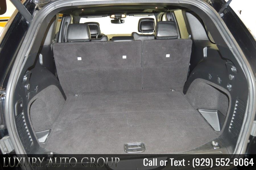Used Jeep Grand Cherokee Altitude 4x4 2019 | Luxury Auto Group. Bronx, New York Used Jeep Grand Cherokee Altitude 4x4 2019 | Luxury Auto Group. Bronx, New York