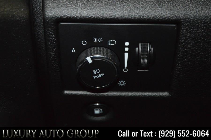 Used Jeep Grand Cherokee Altitude 4x4 2019 | Luxury Auto Group. Bronx, New York Used Jeep Grand Cherokee Altitude 4x4 2019 | Luxury Auto Group. Bronx, New York