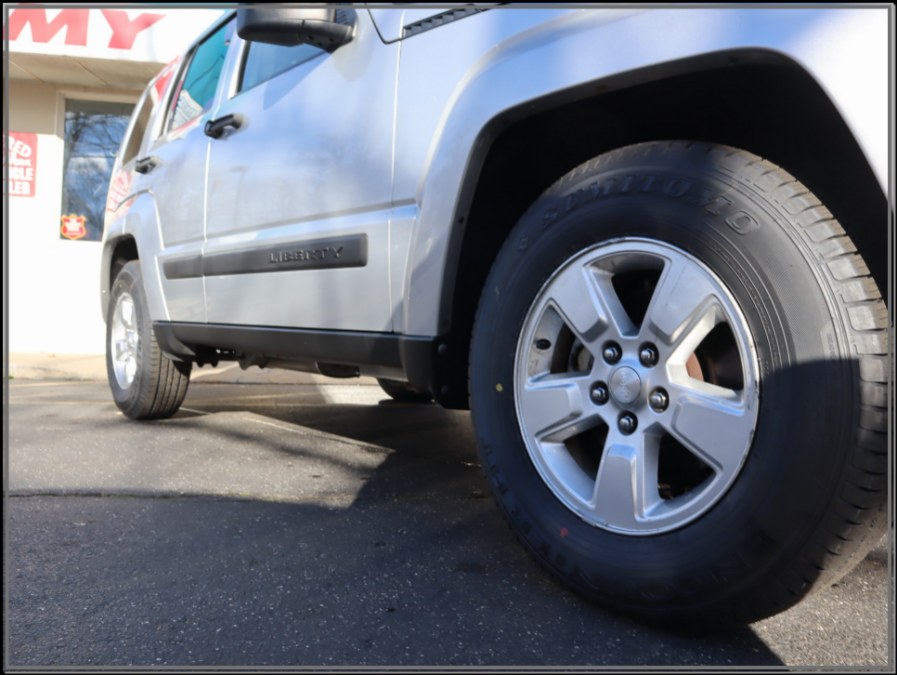 2010 Jeep Liberty 4WD 4dr Sport, available for sale in Huntington Station, New York | My Auto Inc.. Huntington Station, New York 2010 Jeep Liberty 4WD 4dr Sport, available for sale in Huntington Station, New York | My Auto Inc.. Huntington Station, New York