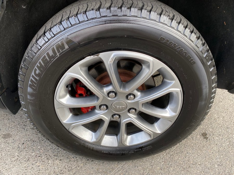 Used Jeep Grand Cherokee 4WD 4dr Limited 2015 | Union Street Auto Sales. West Springfield, Massachusetts Used Jeep Grand Cherokee 4WD 4dr Limited 2015 | Union Street Auto Sales. West Springfield, Massachusetts