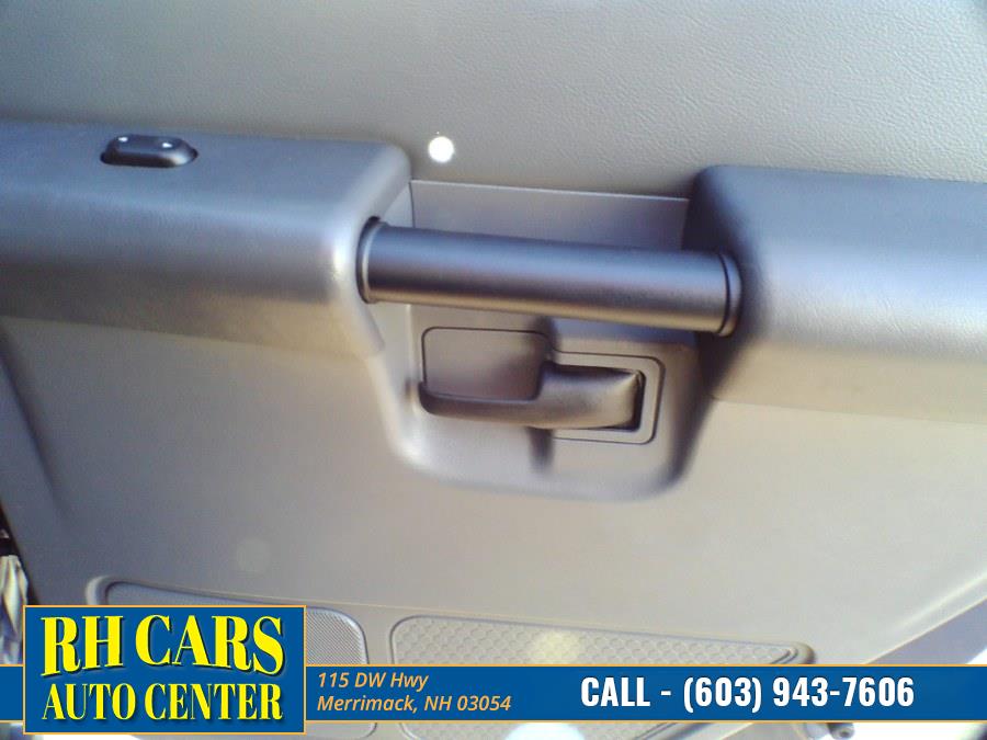 Used Ford Explorer Sport Trac 4dr 126" WB 4WD XLT 2005 | RH Cars LLC. Merrimack, New Hampshire Used Ford Explorer Sport Trac 4dr 126" WB 4WD XLT 2005 | RH Cars LLC. Merrimack, New Hampshire