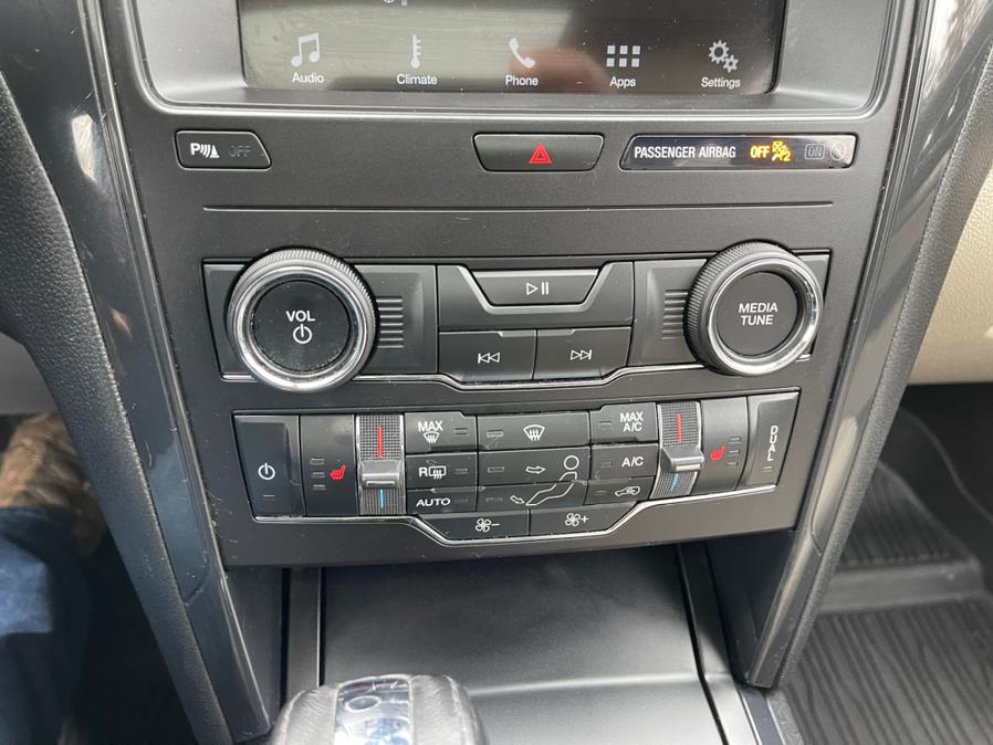 2018 Ford Explorer XLT 4WD, available for sale in South Windsor, Connecticut | Mike And Tony Auto Sales, Inc. South Windsor, Connecticut 2018 Ford Explorer XLT 4WD, available for sale in South Windsor, Connecticut | Mike And Tony Auto Sales, Inc. South Windsor, Connecticut