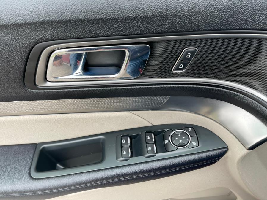 2018 Ford Explorer XLT 4WD, available for sale in South Windsor, Connecticut | Mike And Tony Auto Sales, Inc. South Windsor, Connecticut 2018 Ford Explorer XLT 4WD, available for sale in South Windsor, Connecticut | Mike And Tony Auto Sales, Inc. South Windsor, Connecticut