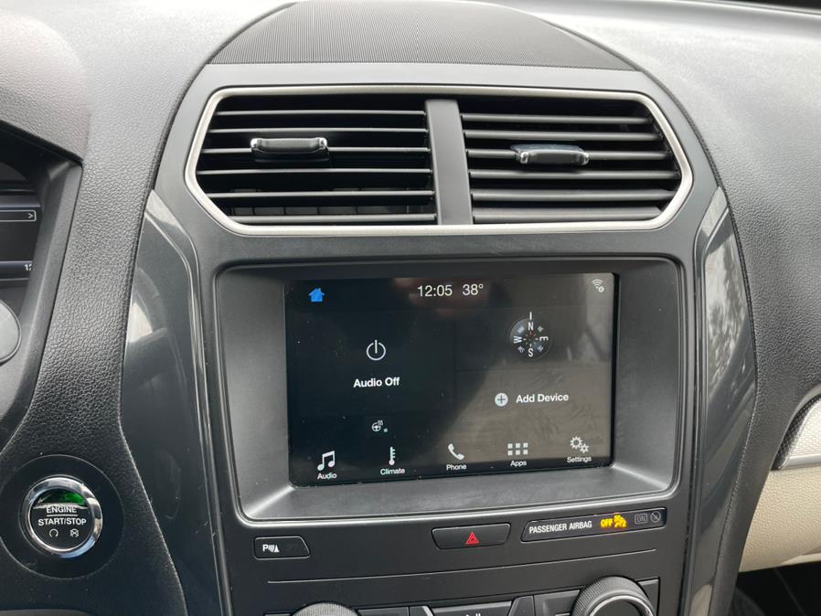 2018 Ford Explorer XLT 4WD, available for sale in South Windsor, Connecticut | Mike And Tony Auto Sales, Inc. South Windsor, Connecticut 2018 Ford Explorer XLT 4WD, available for sale in South Windsor, Connecticut | Mike And Tony Auto Sales, Inc. South Windsor, Connecticut