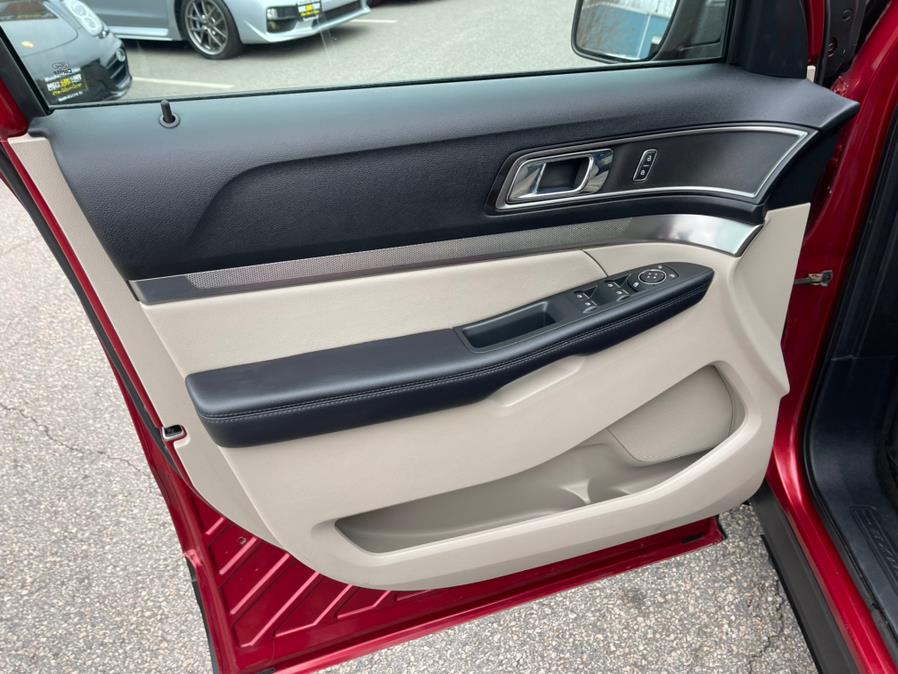 2018 Ford Explorer XLT 4WD, available for sale in South Windsor, Connecticut | Mike And Tony Auto Sales, Inc. South Windsor, Connecticut 2018 Ford Explorer XLT 4WD, available for sale in South Windsor, Connecticut | Mike And Tony Auto Sales, Inc. South Windsor, Connecticut