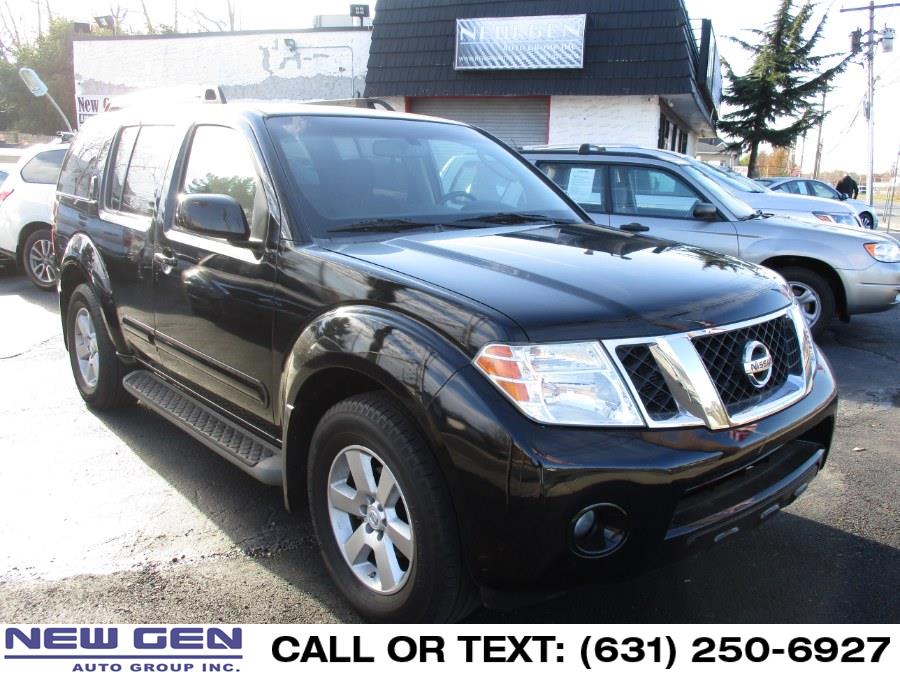 2011 Nissan Pathfinder 4WD 4dr V6 SV, available for sale in West Babylon, New York | New Gen Auto Group. West Babylon, New York