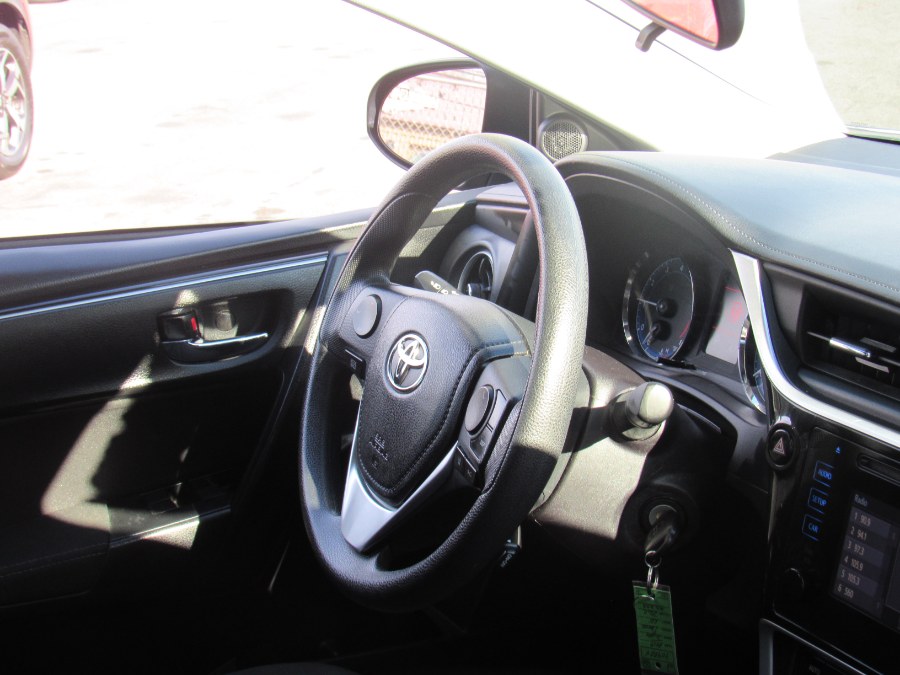 Used Toyota Corolla LE CVT (Natl) 2019 | NJ Used Cars Center. Irvington, New Jersey Used Toyota Corolla LE CVT (Natl) 2019 | NJ Used Cars Center. Irvington, New Jersey