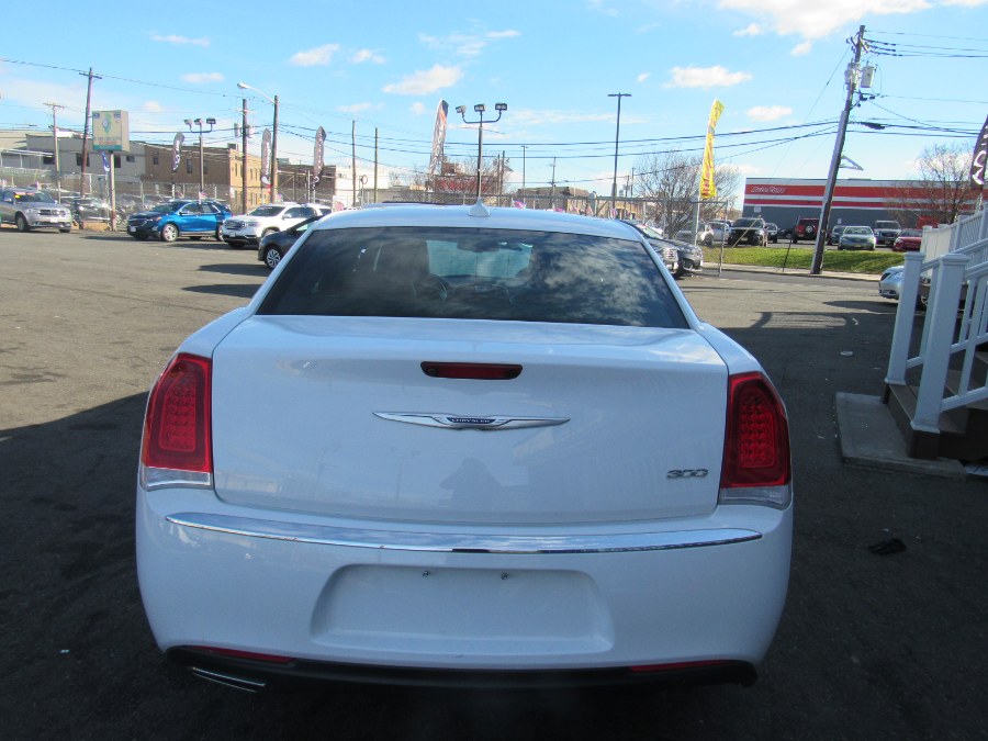 Used Chrysler 300 Limited RWD 2019 | NJ Used Cars Center. Irvington, New Jersey Used Chrysler 300 Limited RWD 2019 | NJ Used Cars Center. Irvington, New Jersey