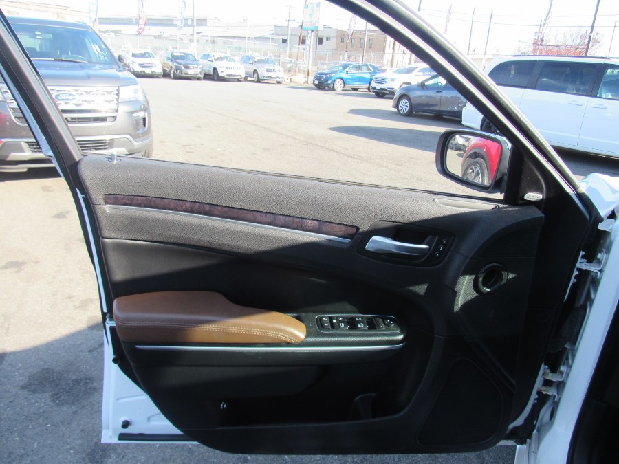 Used Chrysler 300 Limited RWD 2019 | NJ Used Cars Center. Irvington, New Jersey Used Chrysler 300 Limited RWD 2019 | NJ Used Cars Center. Irvington, New Jersey