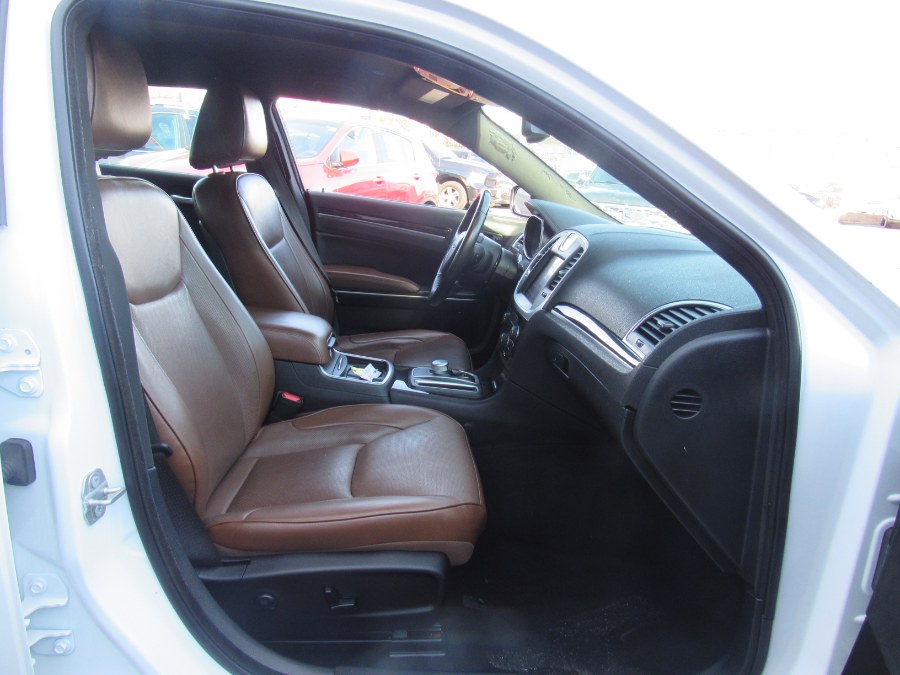 Used Chrysler 300 Limited RWD 2019 | NJ Used Cars Center. Irvington, New Jersey Used Chrysler 300 Limited RWD 2019 | NJ Used Cars Center. Irvington, New Jersey