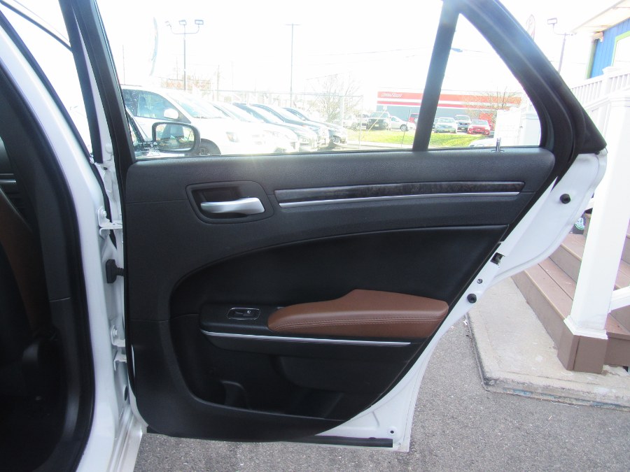Used Chrysler 300 Limited RWD 2019 | NJ Used Cars Center. Irvington, New Jersey Used Chrysler 300 Limited RWD 2019 | NJ Used Cars Center. Irvington, New Jersey