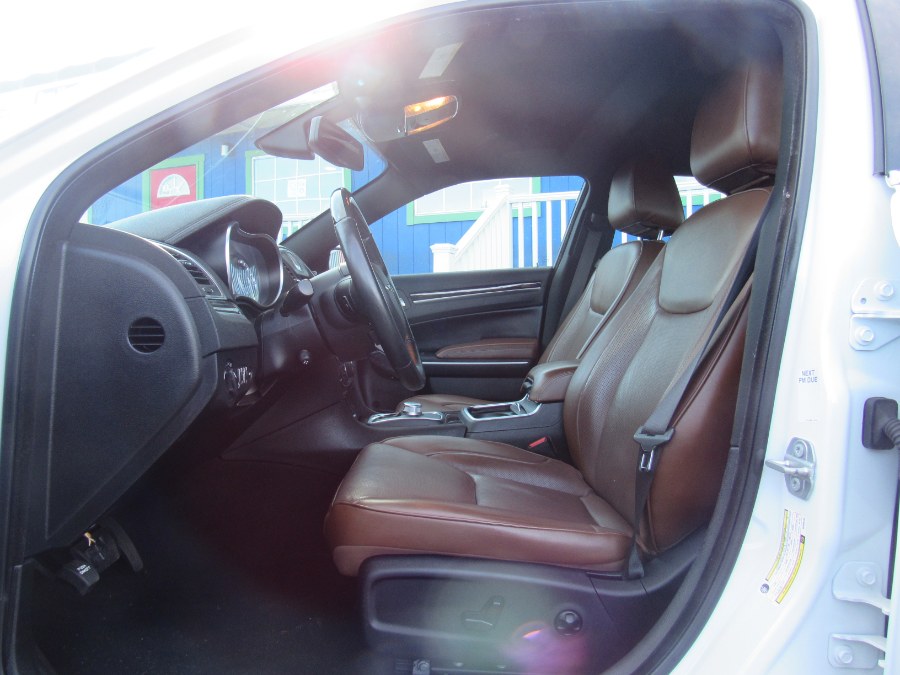 Used Chrysler 300 Limited RWD 2019 | NJ Used Cars Center. Irvington, New Jersey Used Chrysler 300 Limited RWD 2019 | NJ Used Cars Center. Irvington, New Jersey