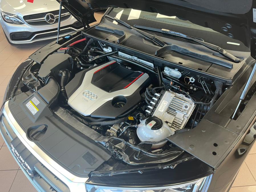 2019 Audi SQ5 Premium Plus 3.0 TFSI quattro, available for sale in Massapequa Park, New York | Power Motors East. Massapequa Park, New York 2019 Audi SQ5 Premium Plus 3.0 TFSI quattro, available for sale in Massapequa Park, New York | Power Motors East. Massapequa Park, New York