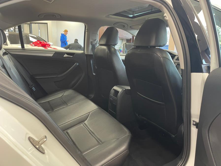 Used Volkswagen Jetta 1.4T SE Auto 2017 | Power Motors East. Massapequa Park, New York Used Volkswagen Jetta 1.4T SE Auto 2017 | Power Motors East. Massapequa Park, New York