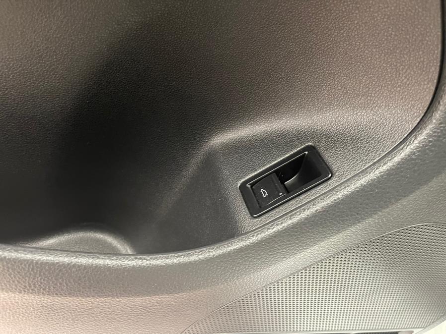 Used Volkswagen Jetta 1.4T SE Auto 2017 | Power Motors East. Massapequa Park, New York Used Volkswagen Jetta 1.4T SE Auto 2017 | Power Motors East. Massapequa Park, New York