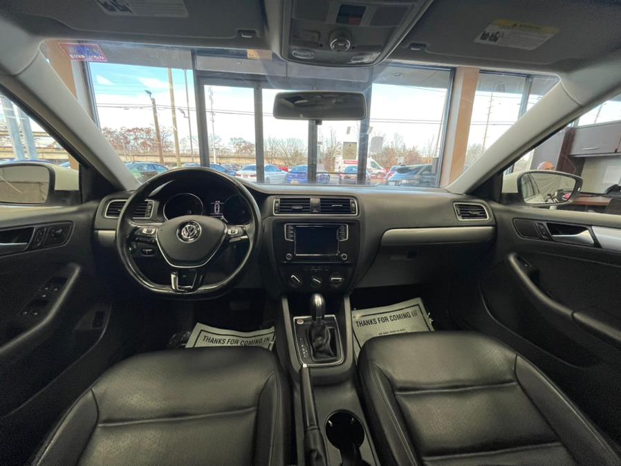 Used Volkswagen Jetta 1.4T SE Auto 2017 | Power Motors East. Massapequa Park, New York Used Volkswagen Jetta 1.4T SE Auto 2017 | Power Motors East. Massapequa Park, New York