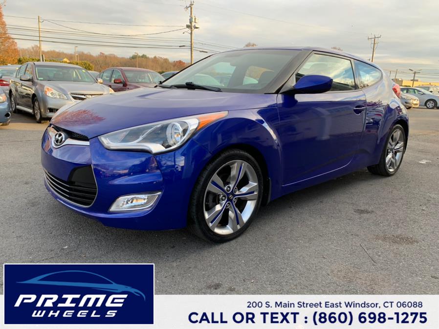 Used Hyundai Veloster 3dr Cpe Man w/Black Int 2013 | Prime Wheels. East Windsor, Connecticut