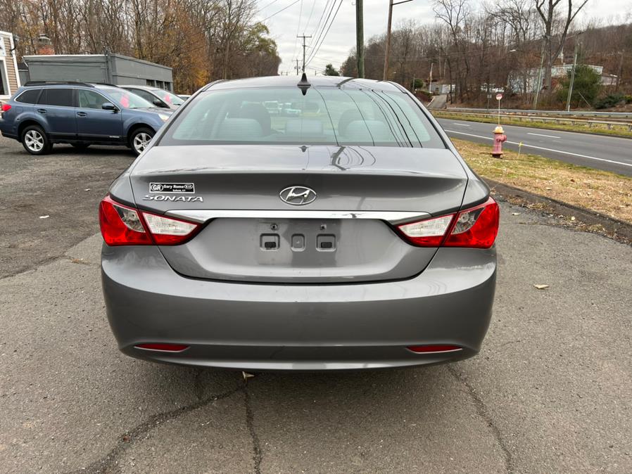 Used Hyundai Sonata 4dr Sdn 2.4L Auto GLS *Ltd Avail* 2011 | Main Auto of Berlin. Berlin, Connecticut Used Hyundai Sonata 4dr Sdn 2.4L Auto GLS *Ltd Avail* 2011 | Main Auto of Berlin. Berlin, Connecticut