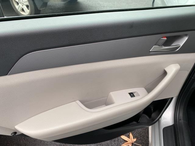 Used Hyundai Sonata SE 2019 | Blasius of Danbury. Danbury, Connecticut Used Hyundai Sonata SE 2019 | Blasius of Danbury. Danbury, Connecticut