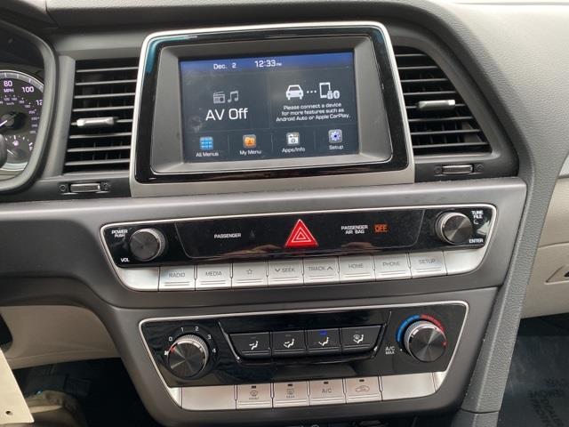 Used Hyundai Sonata SE 2019 | Blasius of Danbury. Danbury, Connecticut Used Hyundai Sonata SE 2019 | Blasius of Danbury. Danbury, Connecticut