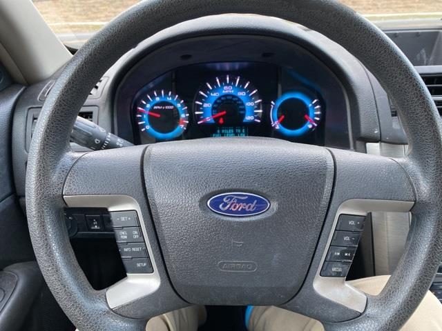 Used Ford Fusion SE 2010 | Blasius Federal Road. Brookfield, Connecticut Used Ford Fusion SE 2010 | Blasius Federal Road. Brookfield, Connecticut