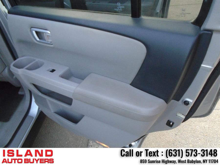 Used Honda Pilot EX 4x4 4dr SUV 2011 | Island Auto Buyers. West Babylon, New York Used Honda Pilot EX 4x4 4dr SUV 2011 | Island Auto Buyers. West Babylon, New York