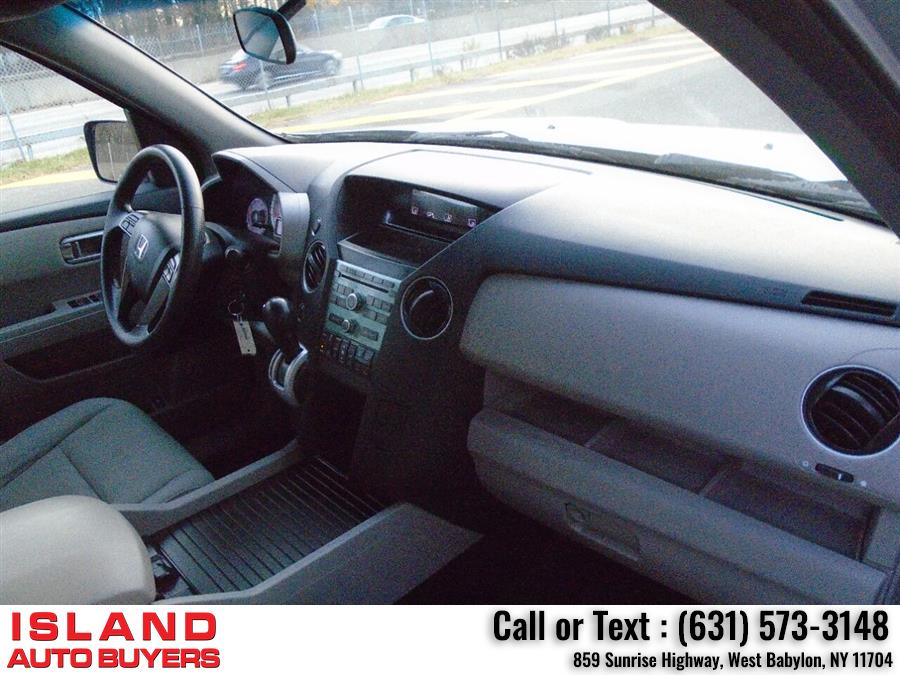 Used Honda Pilot EX 4x4 4dr SUV 2011 | Island Auto Buyers. West Babylon, New York Used Honda Pilot EX 4x4 4dr SUV 2011 | Island Auto Buyers. West Babylon, New York