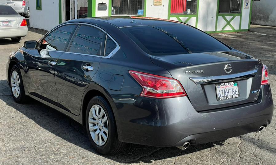 2013 Nissan Altima 4dr Sdn I4 2.5 S, available for sale in Corona, California | Green Light Auto. Corona, California 2013 Nissan Altima 4dr Sdn I4 2.5 S, available for sale in Corona, California | Green Light Auto. Corona, California