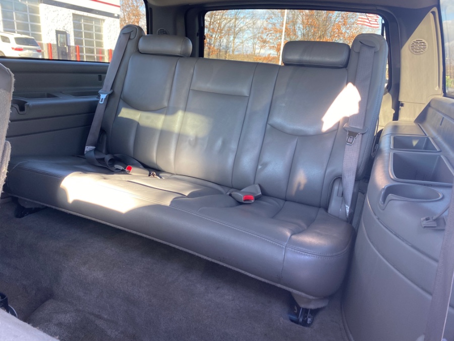Used Chevrolet Suburban 4dr 1500 4WD Z71 2006 | Marsh Auto Sales LLC. Ortonville, Michigan Used Chevrolet Suburban 4dr 1500 4WD Z71 2006 | Marsh Auto Sales LLC. Ortonville, Michigan