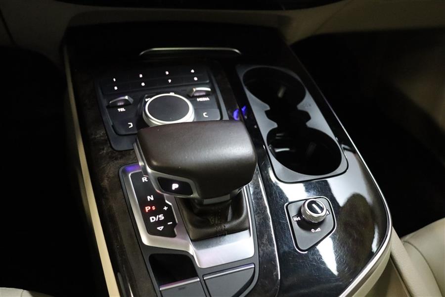 2017 Audi Q7 PREMIUM, available for sale in Paterson, New Jersey | Fast Track Motors. Paterson, New Jersey 2017 Audi Q7 PREMIUM, available for sale in Paterson, New Jersey | Fast Track Motors. Paterson, New Jersey