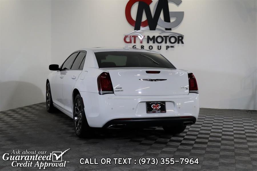 2016 Chrysler 300 S, available for sale in Haskell, New Jersey | City Motor Group Inc.. Haskell, New Jersey 2016 Chrysler 300 S, available for sale in Haskell, New Jersey | City Motor Group Inc.. Haskell, New Jersey