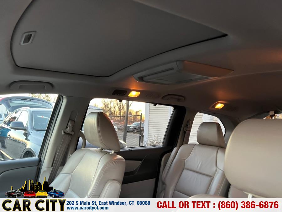 2013 Honda Odyssey 5dr Touring, available for sale in East Windsor, Connecticut | Car City LLC. East Windsor, Connecticut 2013 Honda Odyssey 5dr Touring, available for sale in East Windsor, Connecticut | Car City LLC. East Windsor, Connecticut