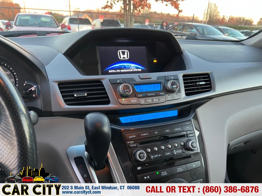 2013 Honda Odyssey 5dr Touring, available for sale in East Windsor, Connecticut | Car City LLC. East Windsor, Connecticut 2013 Honda Odyssey 5dr Touring, available for sale in East Windsor, Connecticut | Car City LLC. East Windsor, Connecticut